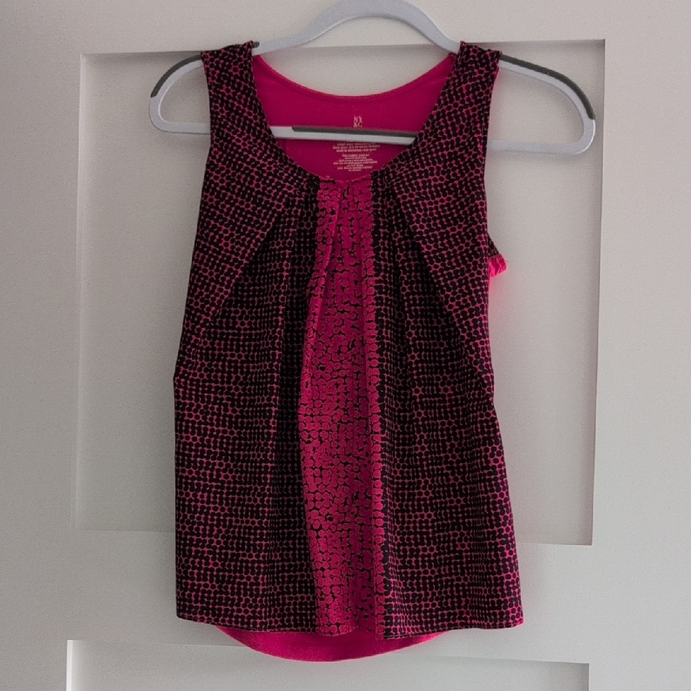 New York & Company Vibrant Pink Top